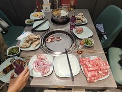 -金滏山烤肉·海鲜·火锅自助餐厅(襄阳万达店)