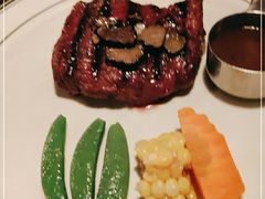 -食间牛排(重庆路万达店)