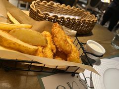 -静香HOUSE·全时段融合餐厅(七星欢乐颂店)