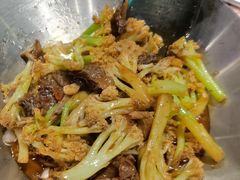 -黄泥岗·地道湖北菜(奥特莱斯店)