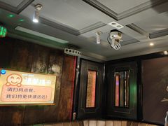 -依呀呀ktv烧烤小串(中山西路店)