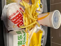 -麦当劳(七宝乐购店)