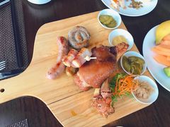-唐拉雅秀酒店-西锦汇空中BBQ·思创餐厅
