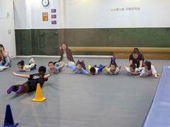 -爱威盛亲子俱乐部·纽约国际早托中心