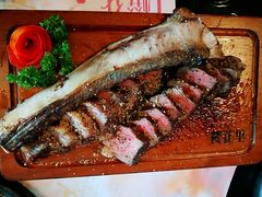 -樱花里音乐餐吧·牛扒椰子鸡(东圃店)