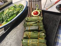 -刘姐啤酒鱼民族演艺餐厅(西街总店)