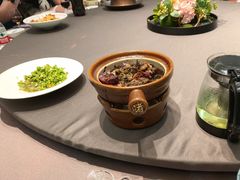 -香山湖家家宴(中山陵店)