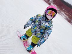 -鳌山滑雪度假区