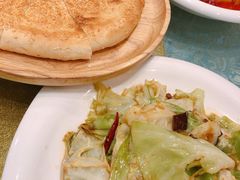 炝炒莲白-巴扎美食·新疆菜·西域歌舞表演餐厅(新疆大厦店)