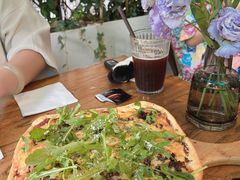 流心蛋牛肉披萨-SONGUOLIFE松果咖啡(七莘路店)