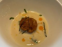 餐前小食咸豆浆油条-杭州西子湖四季酒店·金沙厅
