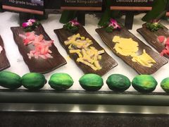 -钱小奴海鲜自助黑金店(杭州滨江龙湖店)