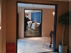 -顺峰(农展馆店)