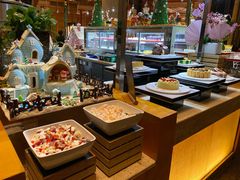 -松山湖凯悦酒店·Café自助餐厅·周末火舞秀表演