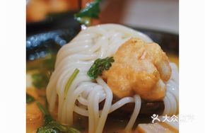 Beauty Collagen Chicken Rice Noodles