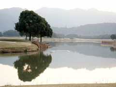 -宝业会稽山高尔夫俱乐部