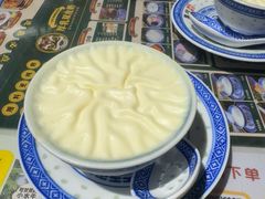 -广信牛奶甜品世家(台东店)
