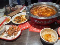 -胖哥俩肉蟹煲(湖滨银泰in77店)