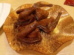 脆皮乳鸽-唐宫海鲜舫