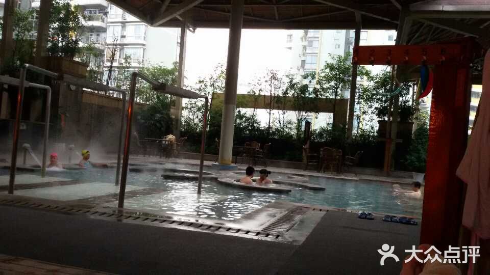 到重庆必来泡温泉之海棠晓月温泉攻略。