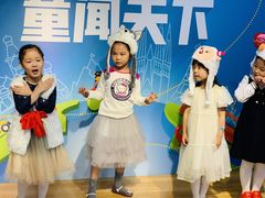 -蓝话筒·少儿成人演讲口才·主持朗诵·戏剧表演(大华第一坊店)