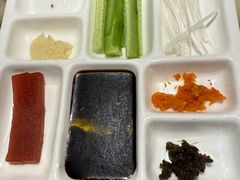 甄品八味鸭小料-范家小馆·烤鸭新京菜(金融街店)