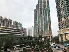 -东荟城名店仓
