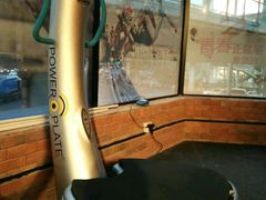 -GYMPLUS私教健身会馆(大悦城店)