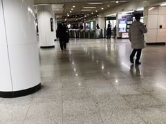 -陆家浜路(地铁站)