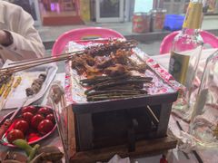 -海盗船. 龙虾烧烤. 酒馆