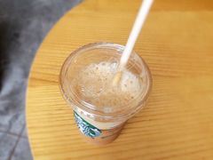 -星巴克臻选(成都环球乐天店)