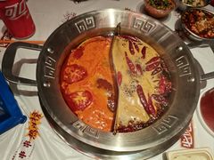 -大芊金重庆串串火锅(南京路店)