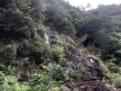 -安吉龙王山峡谷漂流