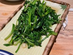 清炒藏红花苗-缘生态云南菜·野生菌庭院餐厅(华侨城店)