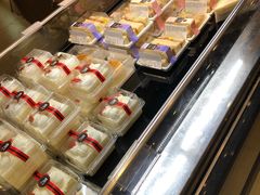 -85度C(生甜甜圈研究工坊·上海松江人民北路店)