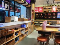 大堂-牛腩之旅·牛腩牛杂煲(光启城美食城店)