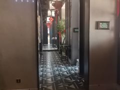-贝勒爷·酥不腻烤鸭