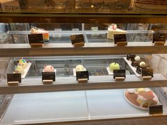 面包甜点陈列柜-BONBON BAKERY