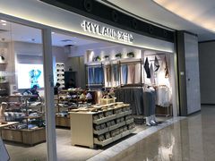 -URBAN REVIVO(欢乐海岸购物中心店)