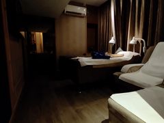 -静 泰养生(黄金城道店)