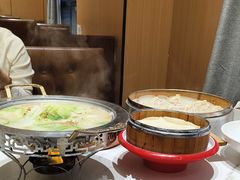 -梅利汴京烤鸭•开封豫菜地标店(东大街店)