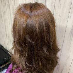 -首脑美发沙龙