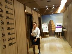 -西安大雁塔科技大学地铁站亚朵酒店