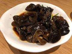 香拌黑木耳-小鱼小牛·鱼牛干锅·脆鱼火锅(世欧广场店)
