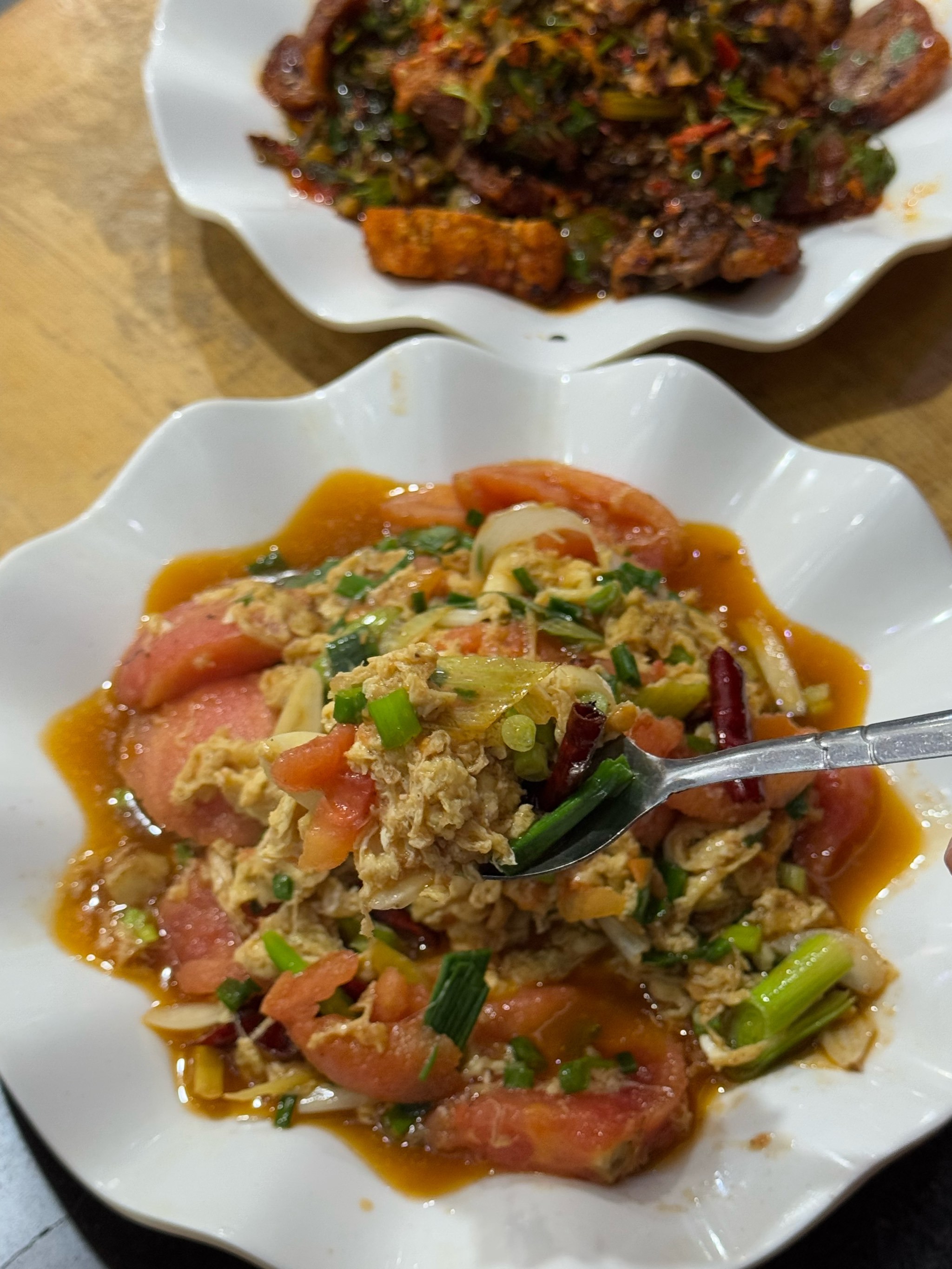 鲁史古镇的特色烧肉,果然绝绝子