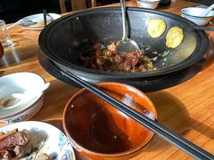-晨皓祥人民公社铁锅炖菜(西华苑店)