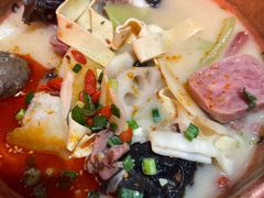 -成都你六姐·牛肉冒菜·麻辣香锅(长泰广场店)