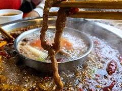 筷子牛肉-九尺赵老四鲜鹅肠火锅