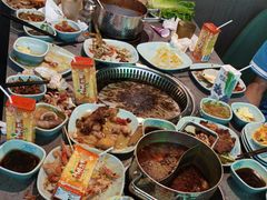 -金滏山烤肉·海鲜·火锅自助餐厅(襄阳万达店)