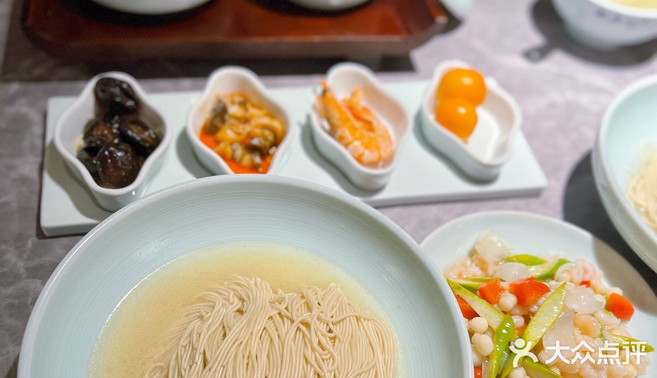 🤨他们家的独家美食—梭子蟹粉面